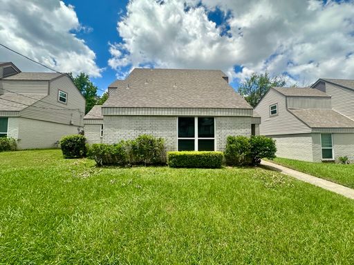 3 Bedroom, 2 Bathroom Home in Tyler! – photo 1