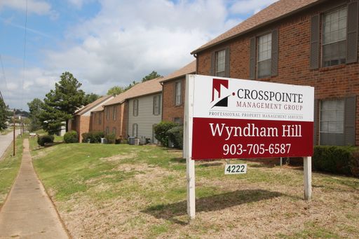 3 Bedroom 2 Bath *Upstairs* Apartment in South Tyler! – photo 1