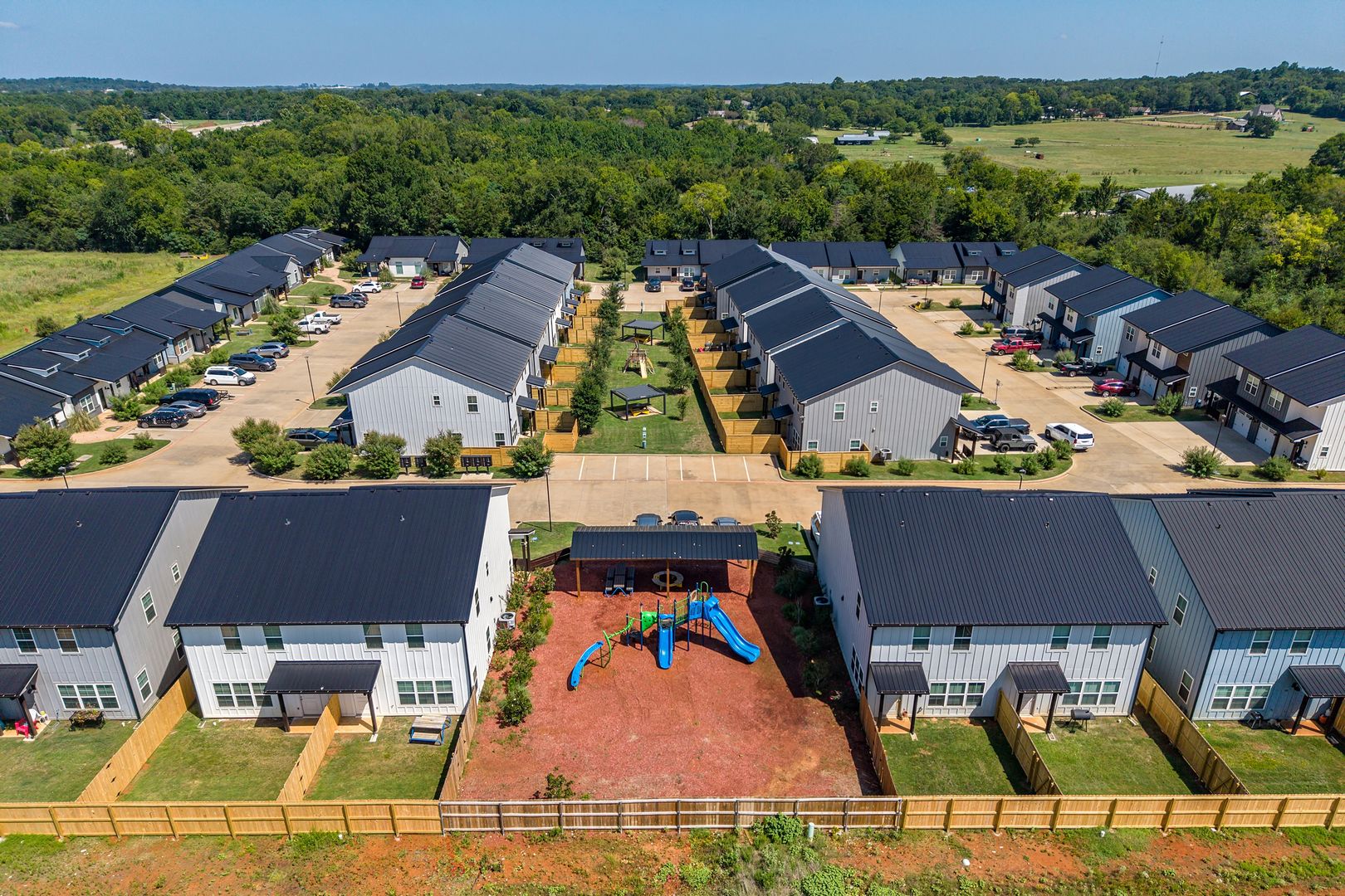 Bullard Townhome: 625 Papillon Rd