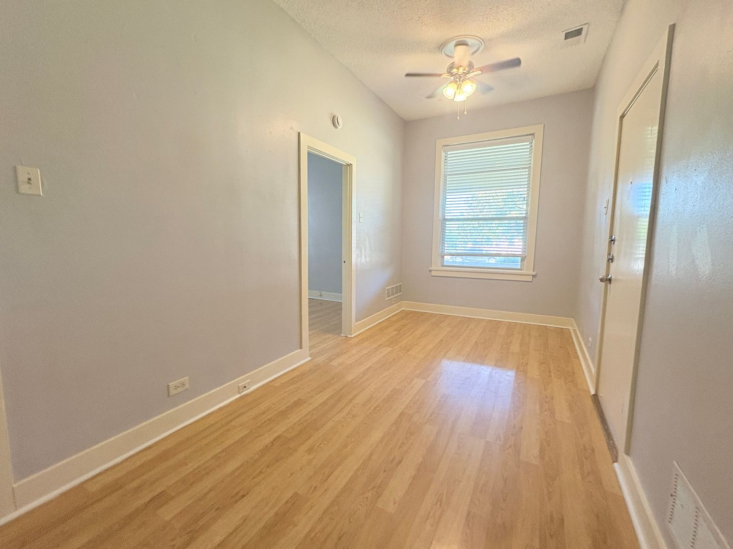 Tyler Apartment: 117 W Phillips St