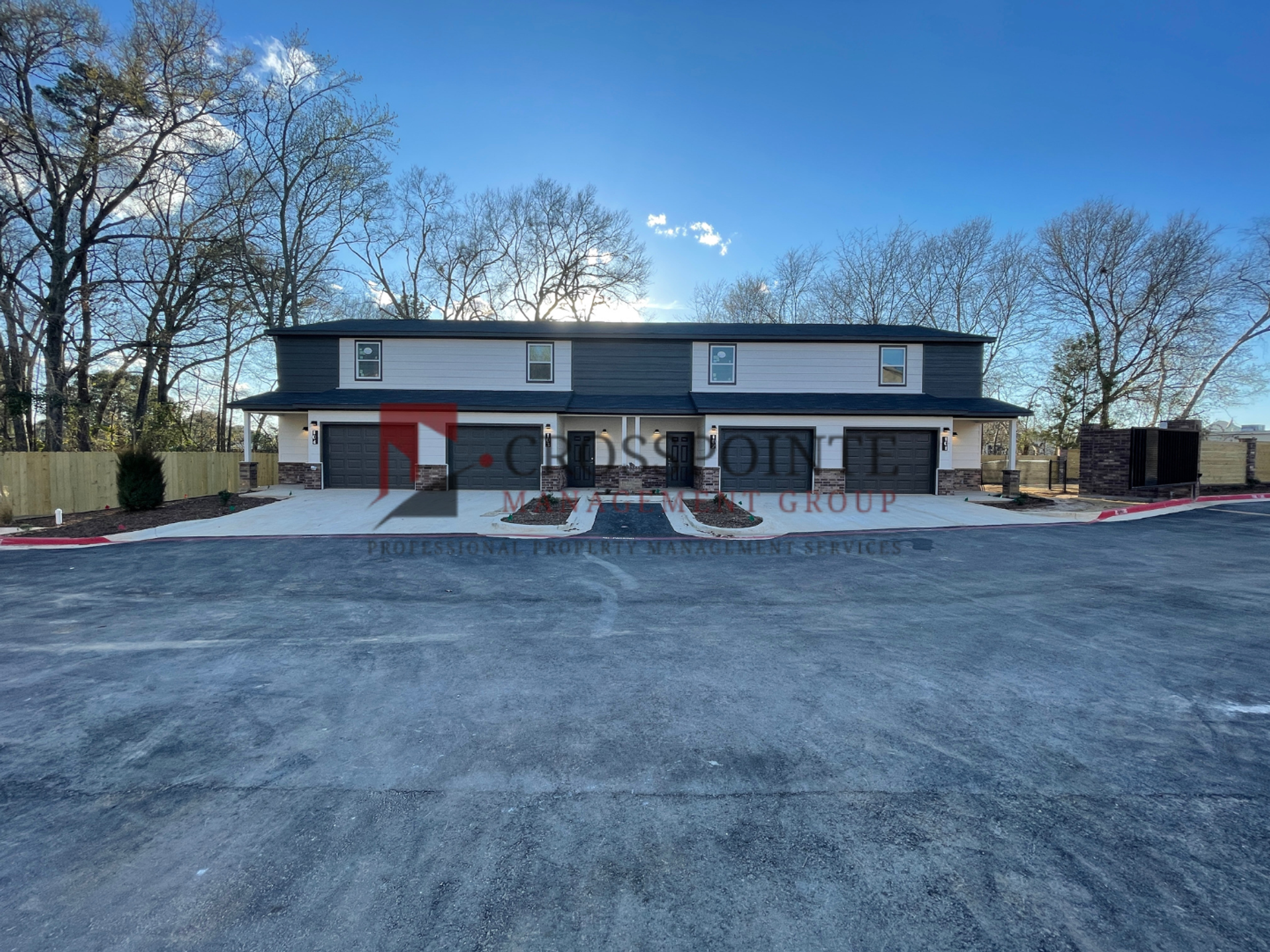 Tyler Townhome: 1927 Lindbergh Dr. - Unit 301