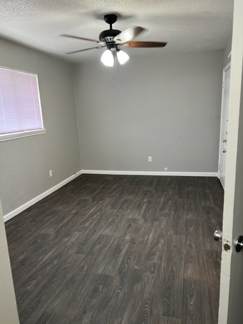 Solera Apartments 11 of 12