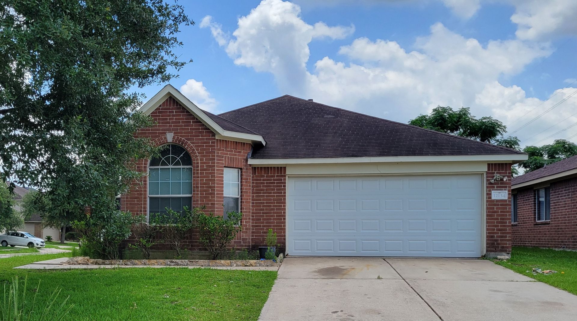 Houston House: 12134 Greensbrook Forest Dr