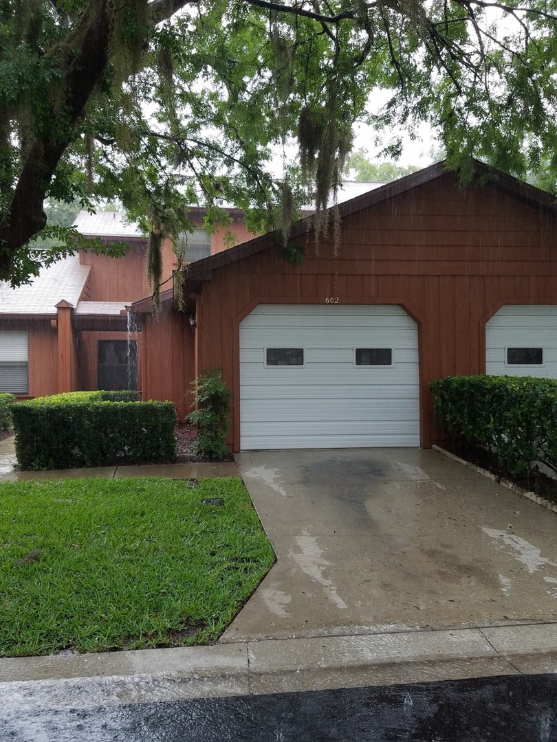 OCALA House: 2701 NE 10TH ST