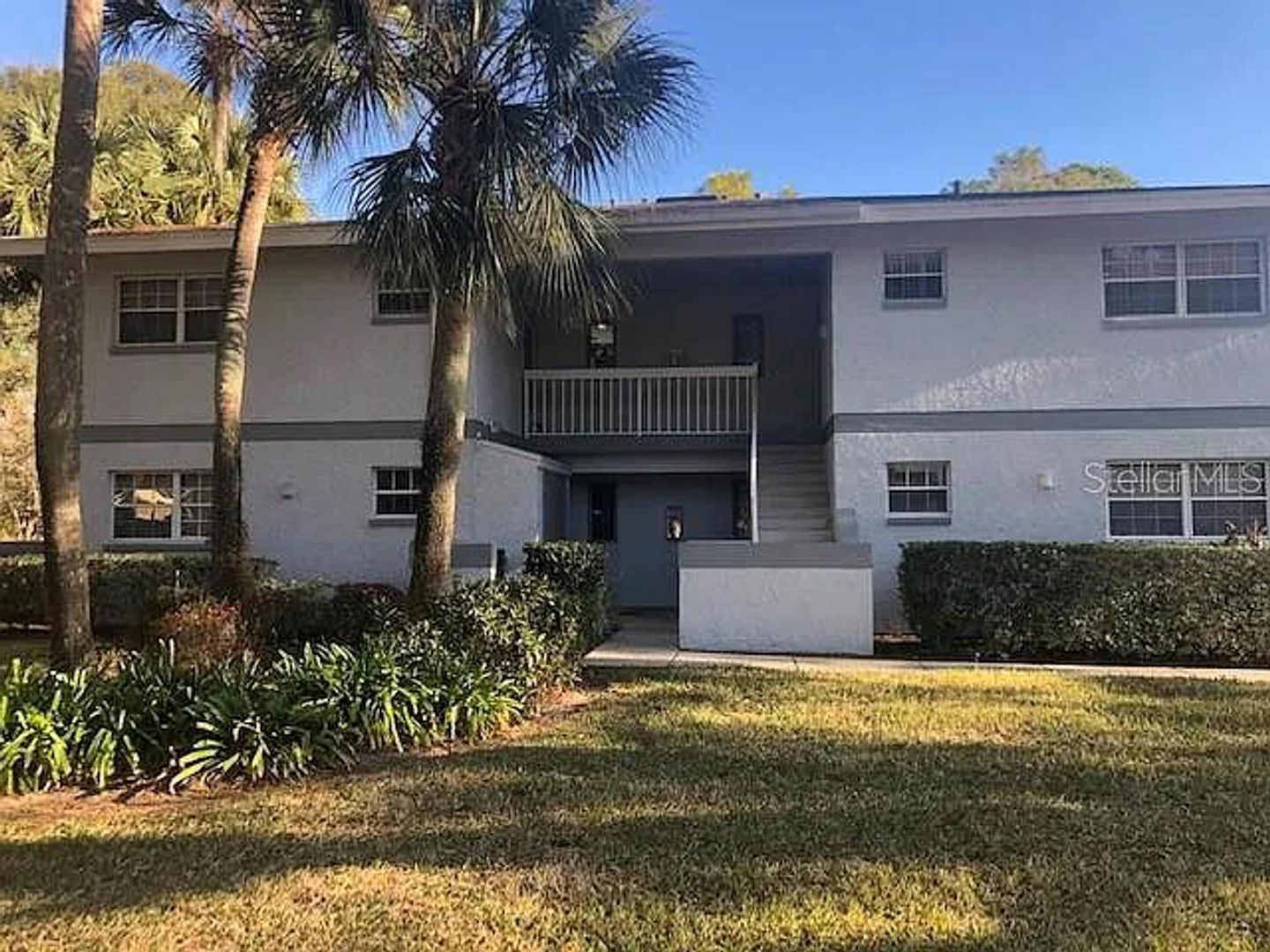 Ocala House: 584 Fairways Ln F204