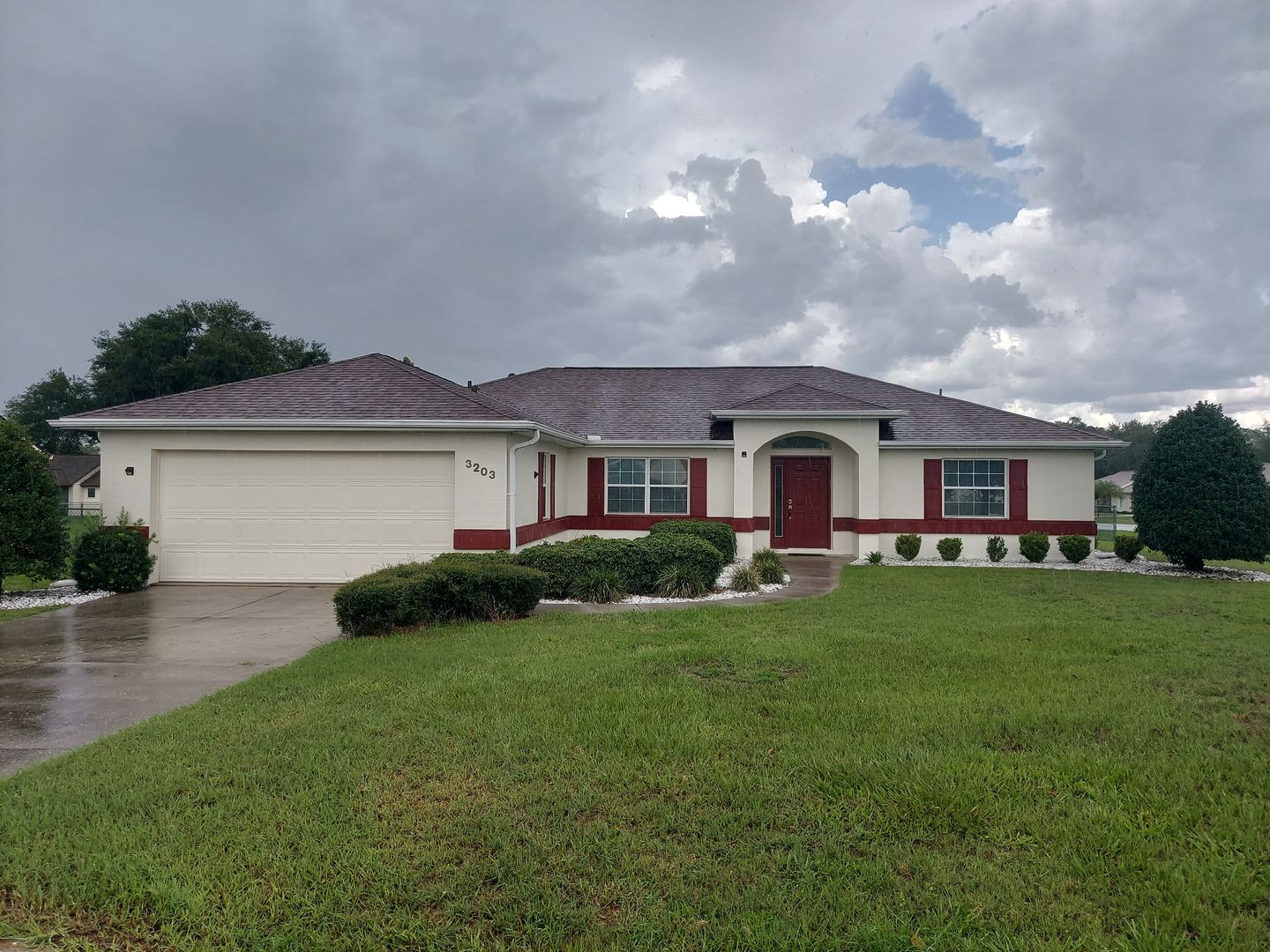 Ocala House: 3203 NW 45th Ct.
