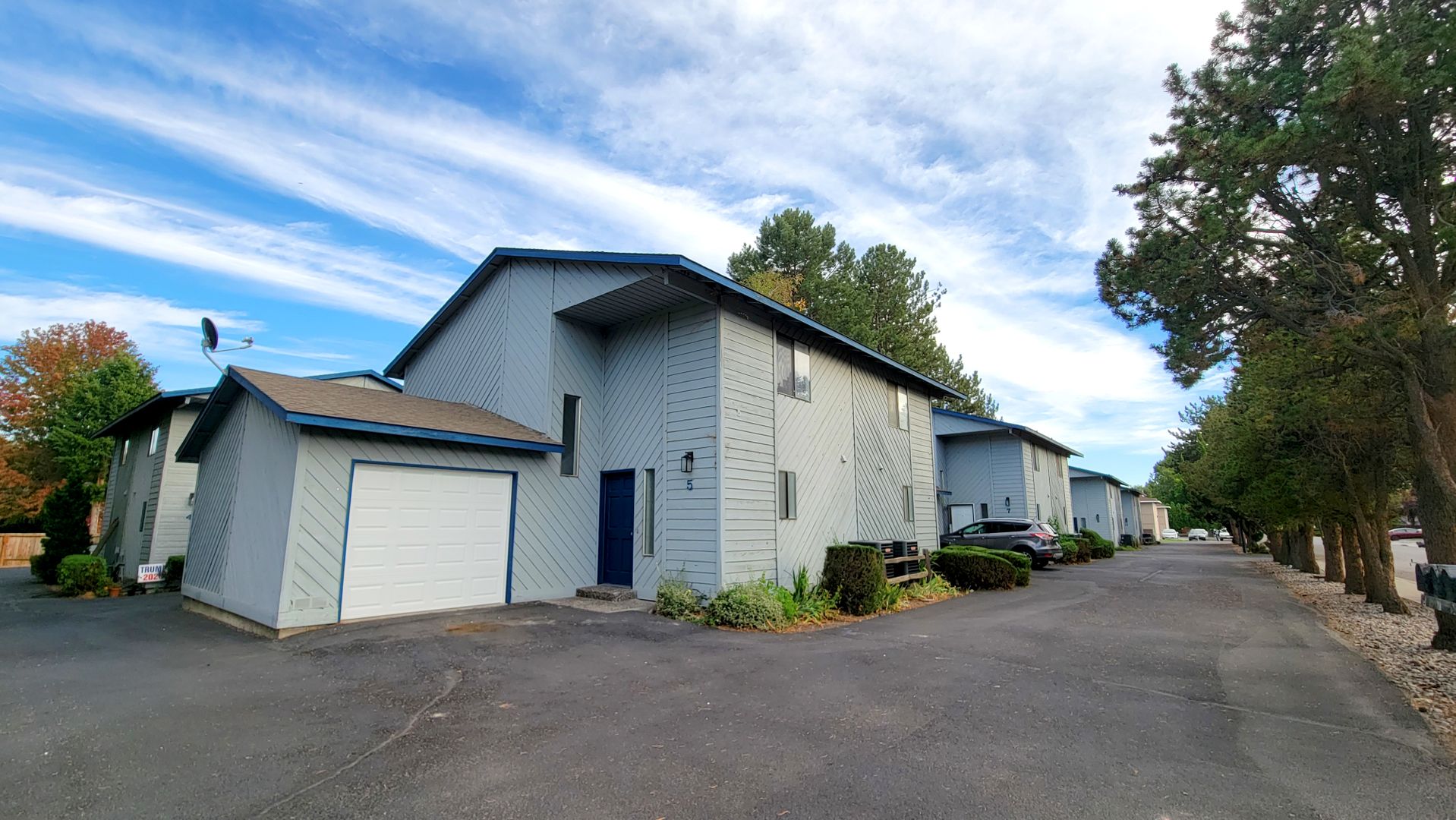 Richland Apartment: Evergreen Square