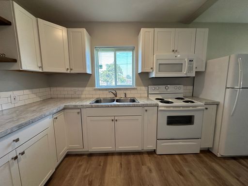 536 N Fisher Pl – photo 1