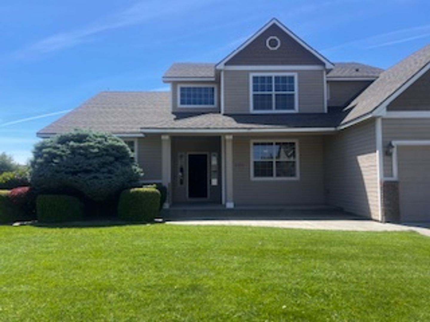 Kennewick House: 8503 W 3rd Ave