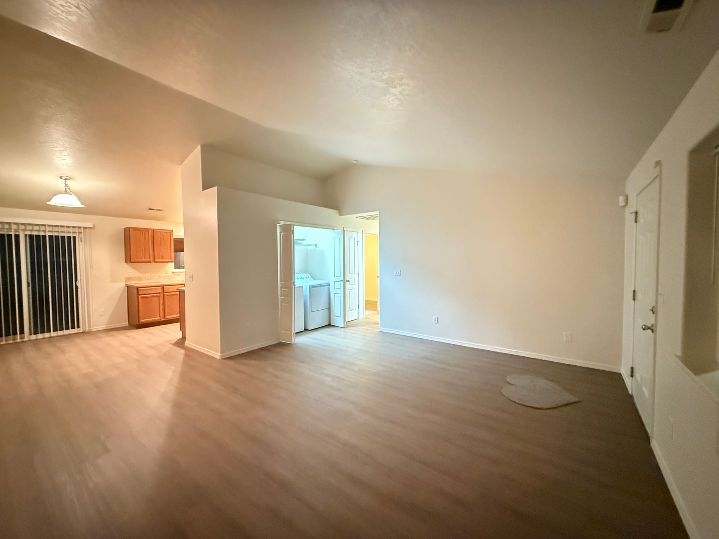 Pasco House: 5907 Washougal Lane