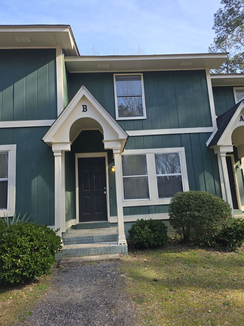 Columbia Townhome: 3600 B Medical Drive