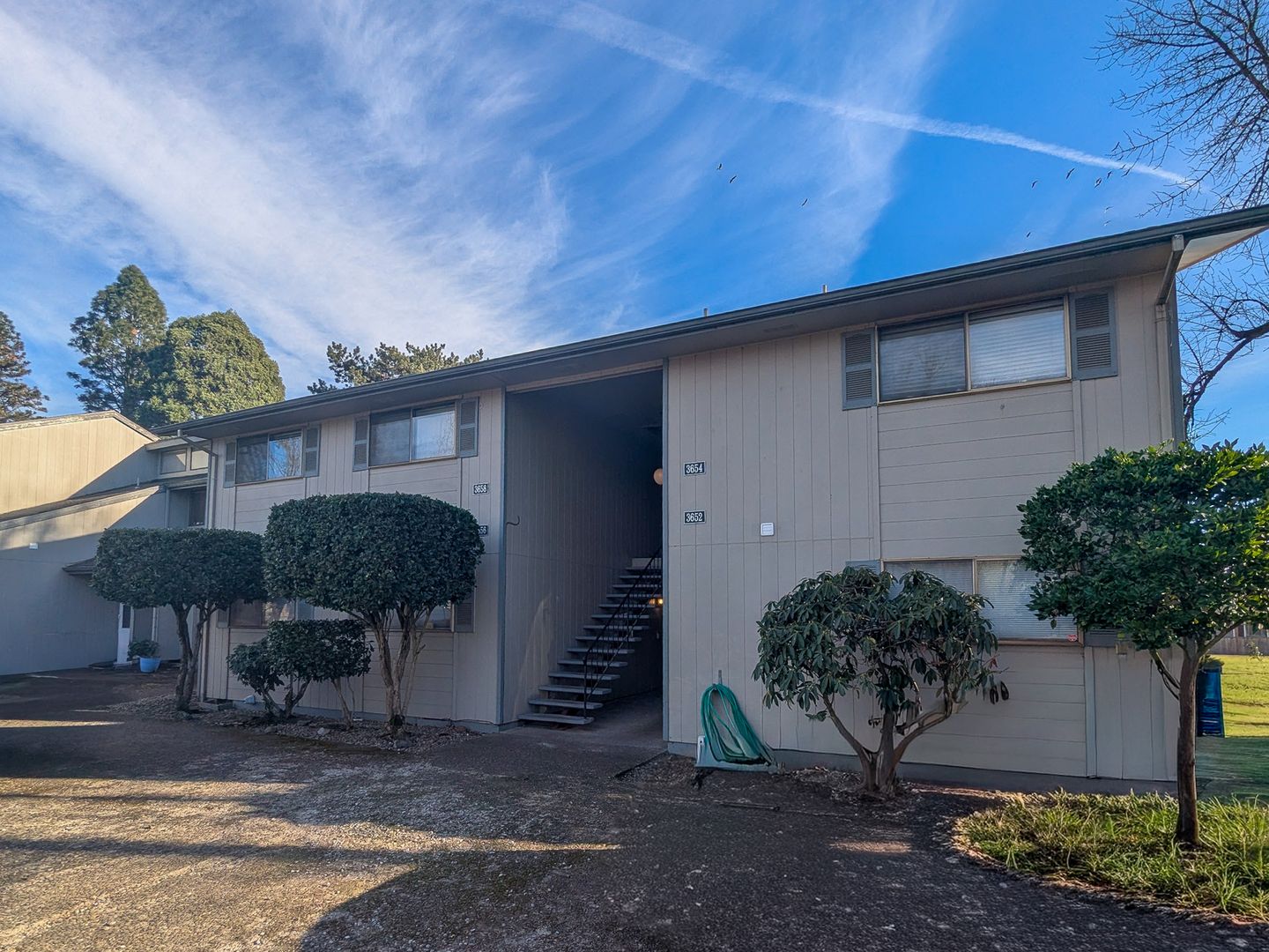 Salem Apartment: 3652-3658 Bayonne Dr SE