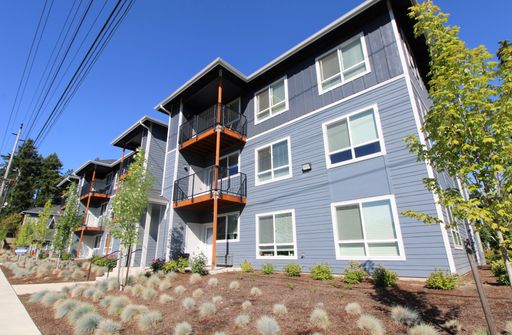 CHOOSE YOUR RENT SPECIAL: FREE First Full Month's Rent With One Year Lease OR $1,000 Visa Gift Card With One Year Lease! ~ Creek’s Edge 5724-302 – photo 1