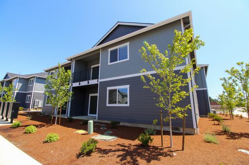 1902 SE Hankel St #21, Dallas, OR 97338