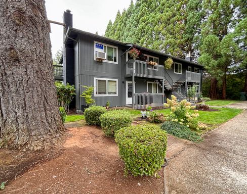 Second Story Apartment in South Salem With Detached Garage ~ 2203 Nomad – photo 1