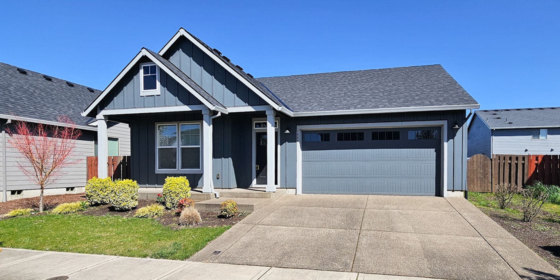 Woodburn House: 1400 Dahlia St