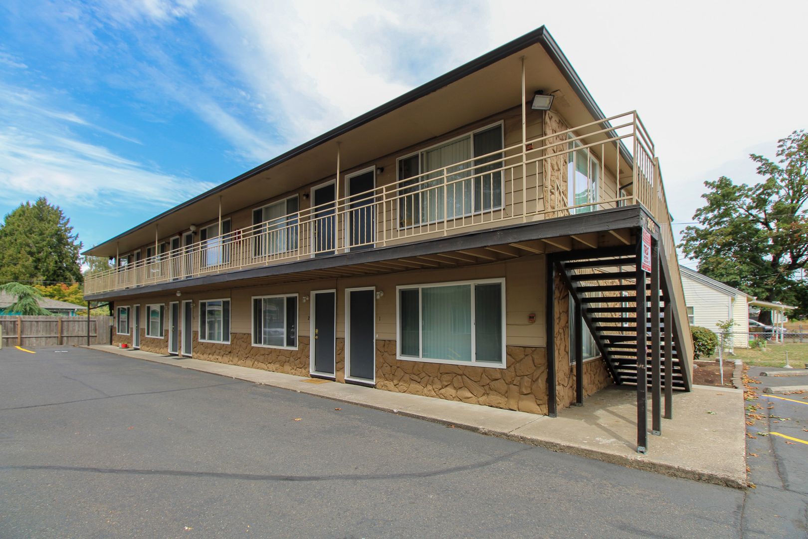 Salem Apartment: 2855-2865 Front St NE