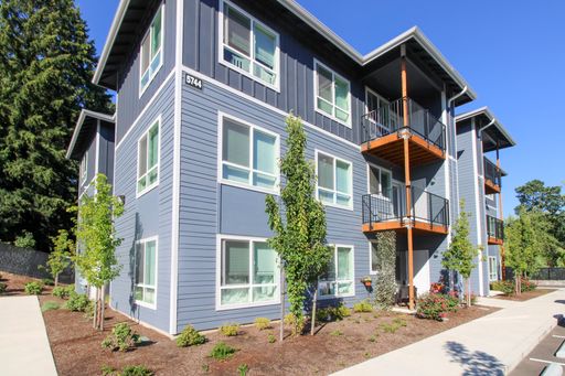 CHOOSE YOUR RENT SPECIAL: FREE First Full Month's Rent With One Year Lease OR $1,000 Visa Gift Card With One Year Lease! ~ Creek’s Edge 5744-204 – photo 1