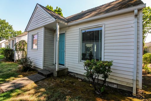 Single Story House with Hardwood Floors ~ Williams 3319 – photo 1