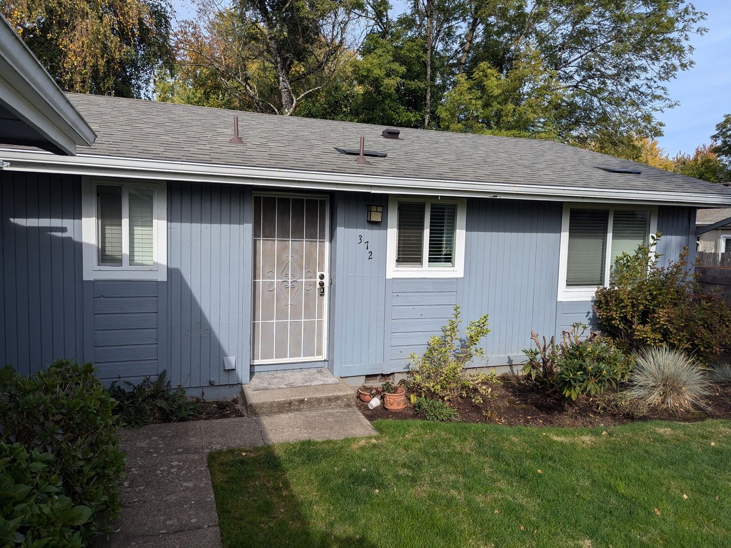 372 Aaron Ct NE, Salem, OR 97301