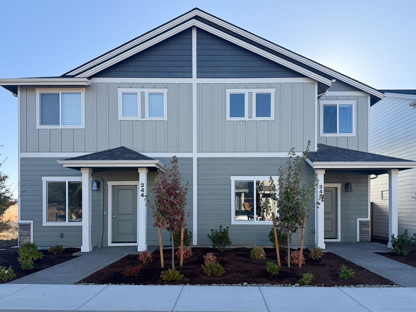 Dallas House: 344 SE Shetterly Dr