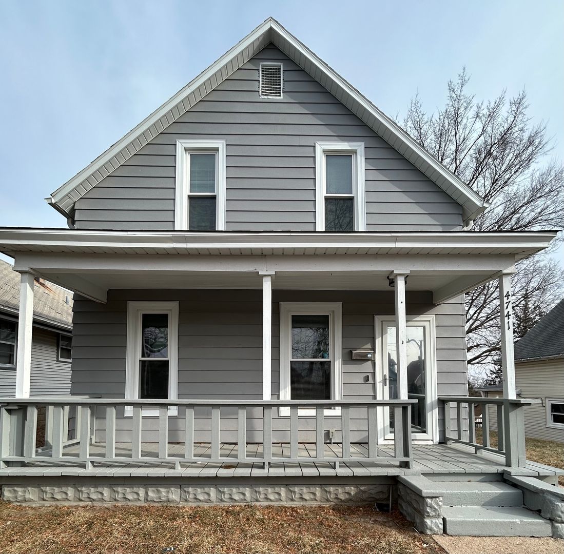 Omaha House: 4741 S. 19th St.