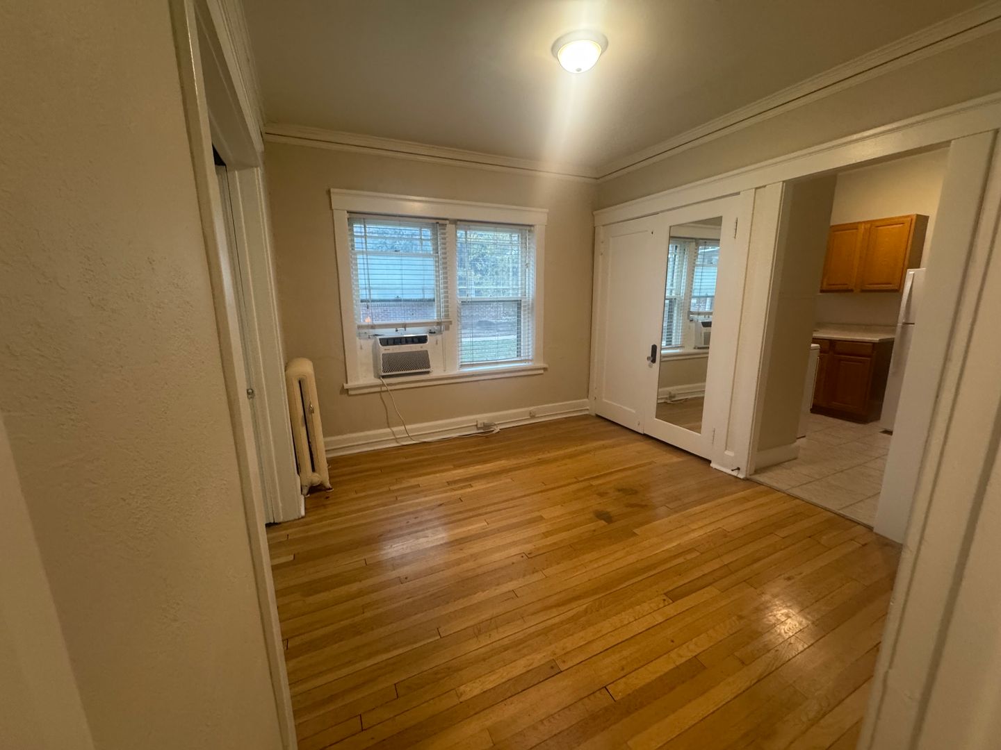 Omaha Apartment: 3301 Dewey Ave.