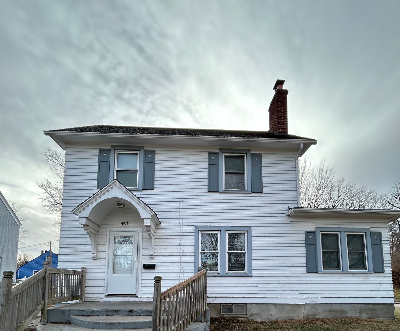 Omaha House: 4071 Paxton Blvd