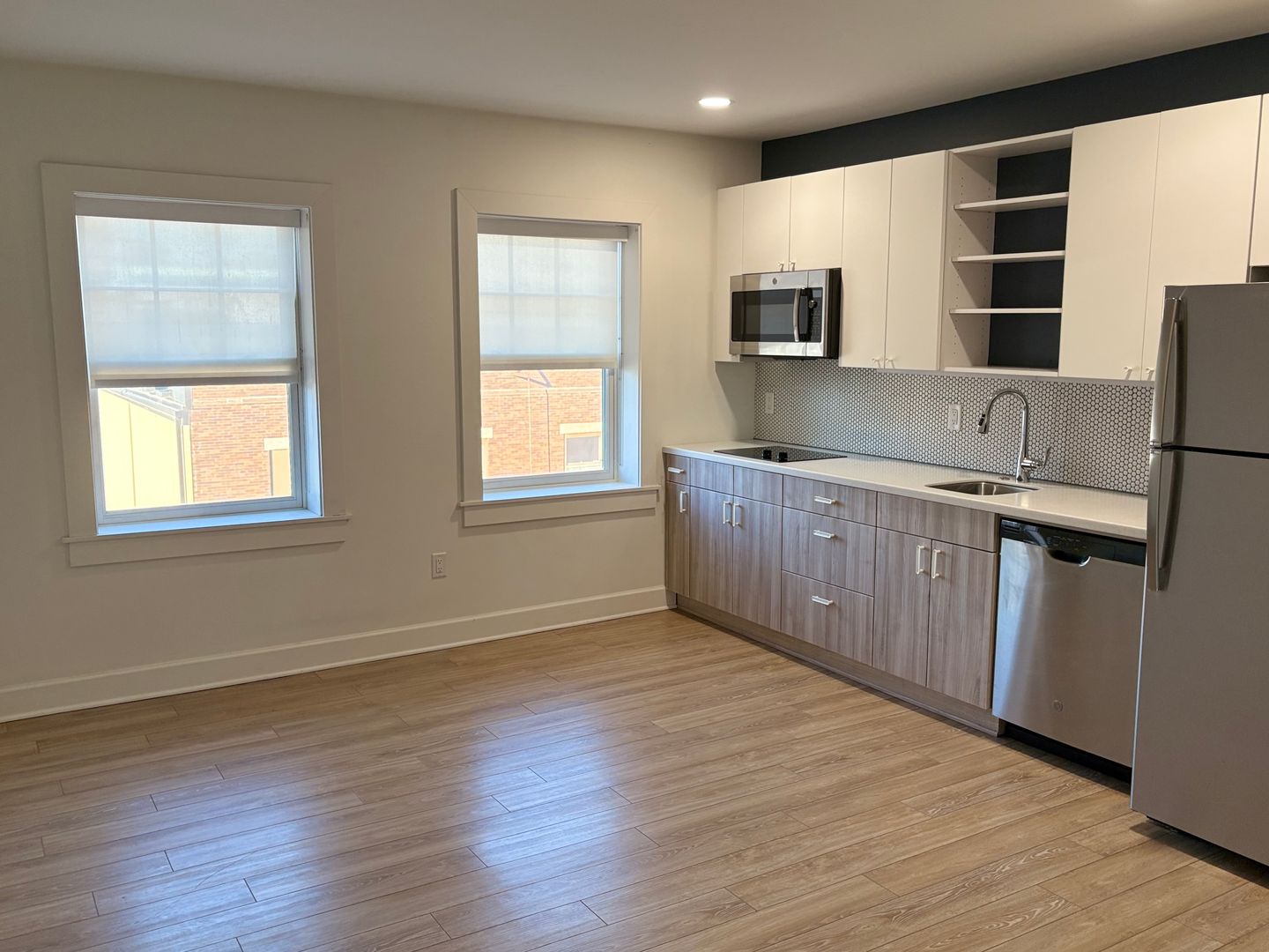 Omaha Apartment: 1760 Jackson St.