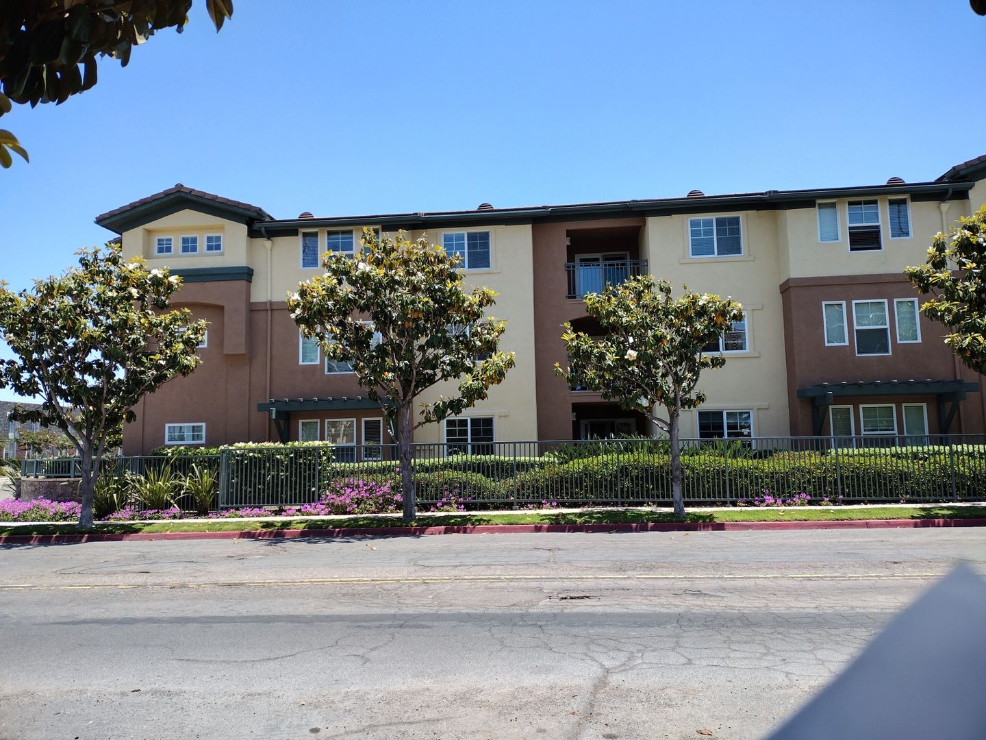 San Diego Apartment: 4890 Diane Ave