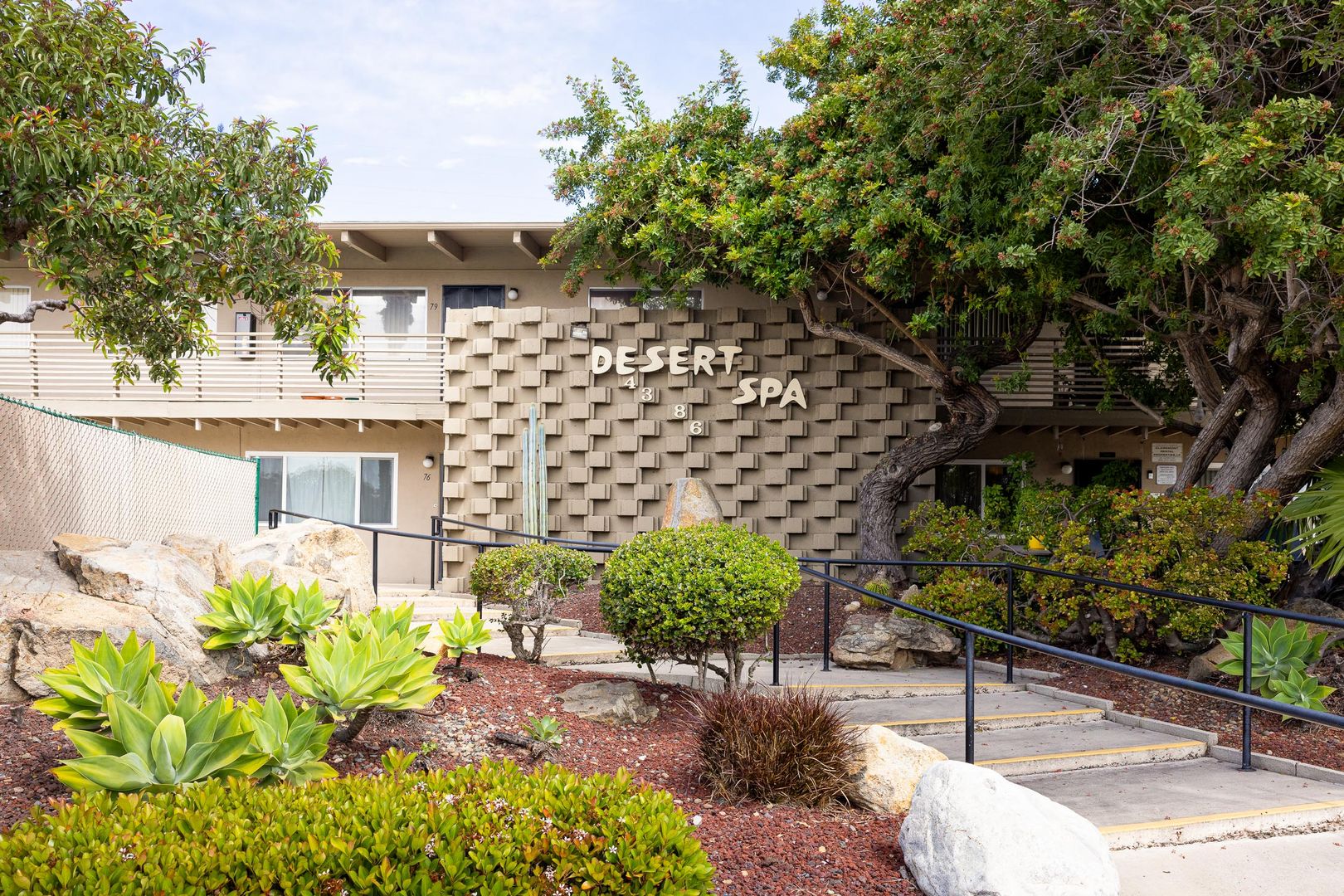 San Diego Apartment: 4386 Clairemont Mesa Blvd