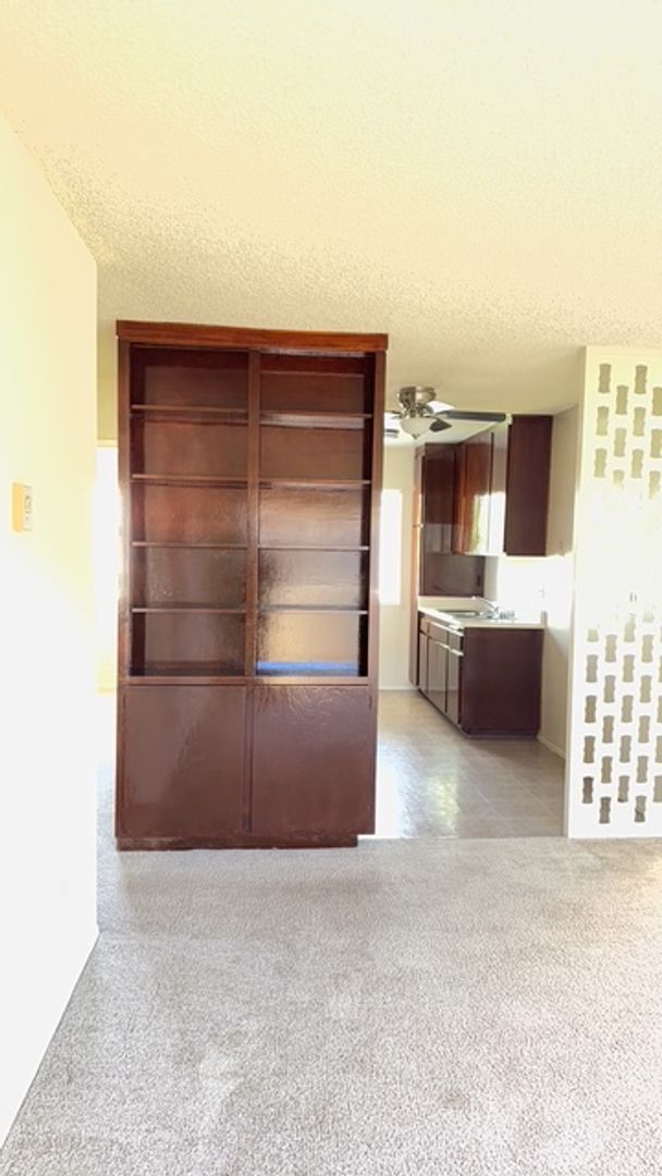 San Diego Apartment: 4863 Clairemont Mesa Blvd
