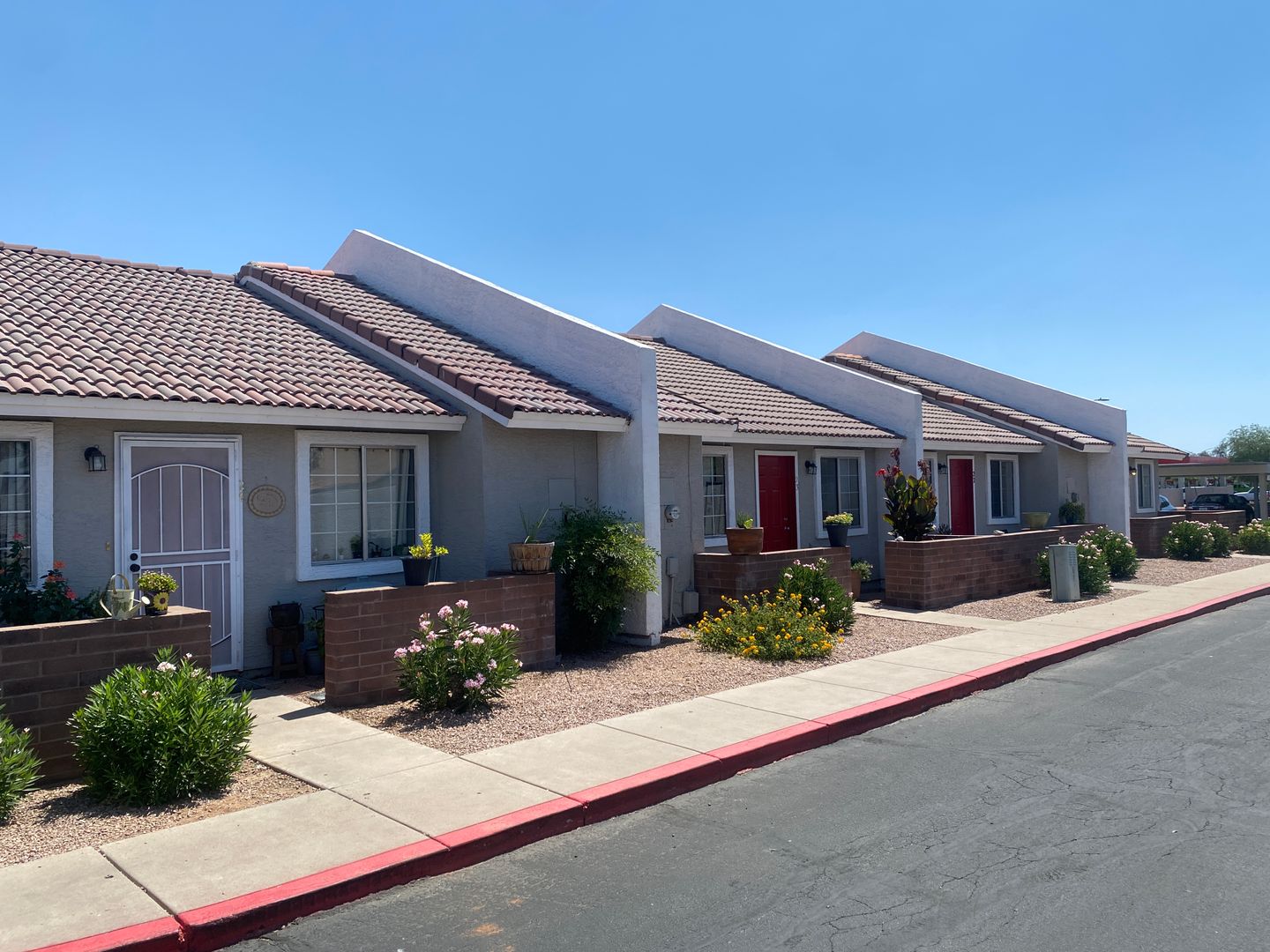 Mesa Apartment: 2850 E. Baseline Rd