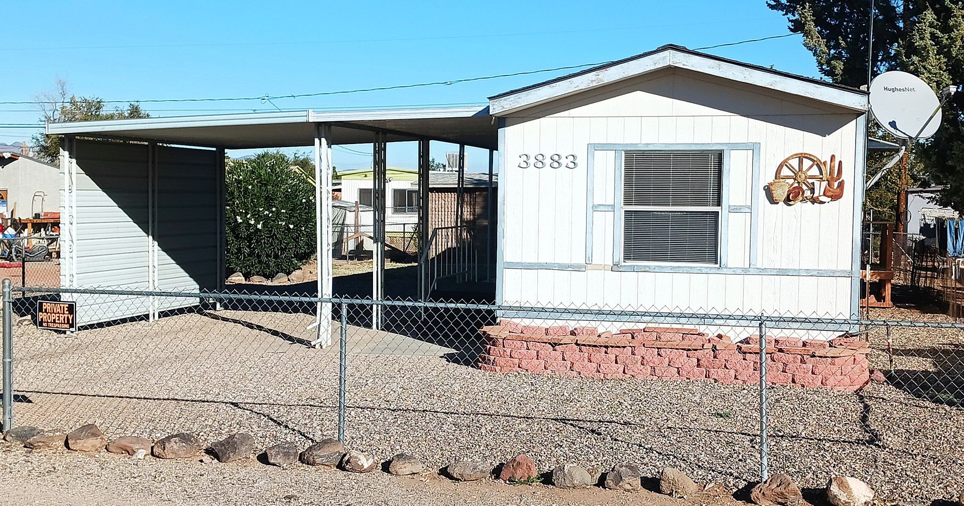 Kingman House: 3883 E Lum Ave