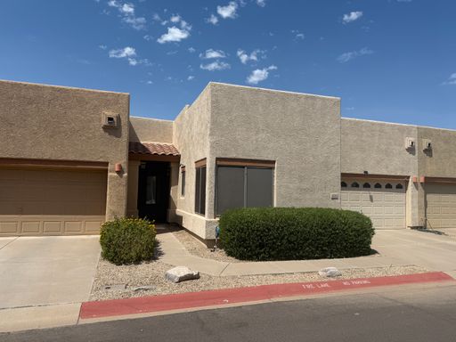 Spacious & Updated 2 Bed/2 Bath Condo with Attached 2 Car Garage in Mesa – photo 1