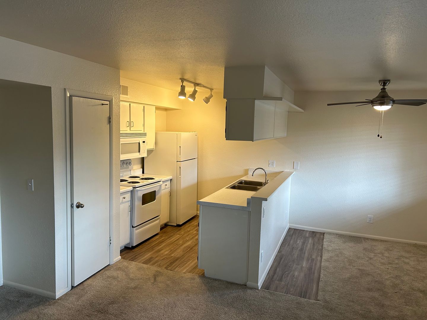 Sedona Apartment: 145 Navajo Dr