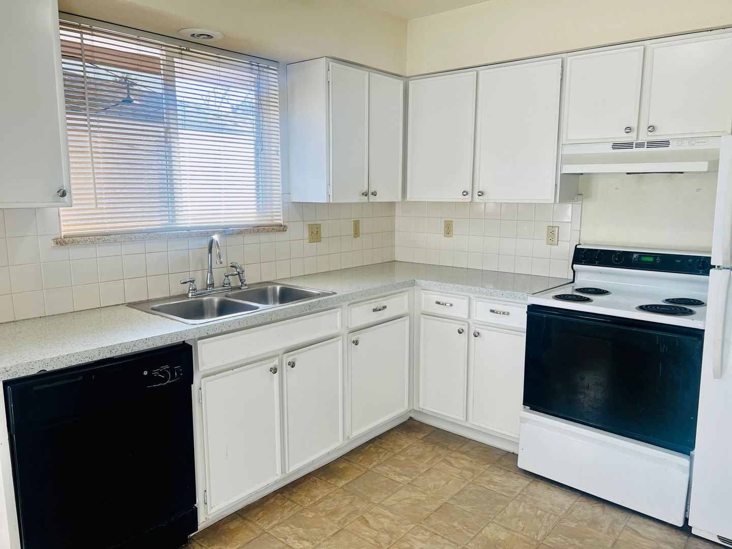 Littleton Apartment: 6203 S Prescott Street