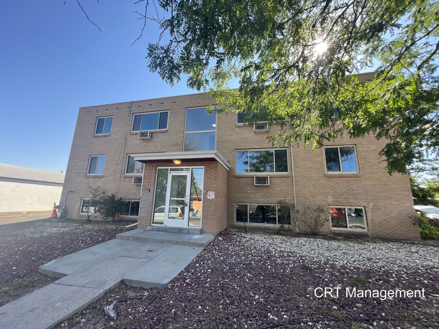 Aurora Apartment: 1400 Kingston Street #11
