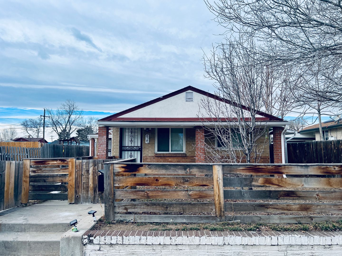 Denver House: 425 S Raleigh Street