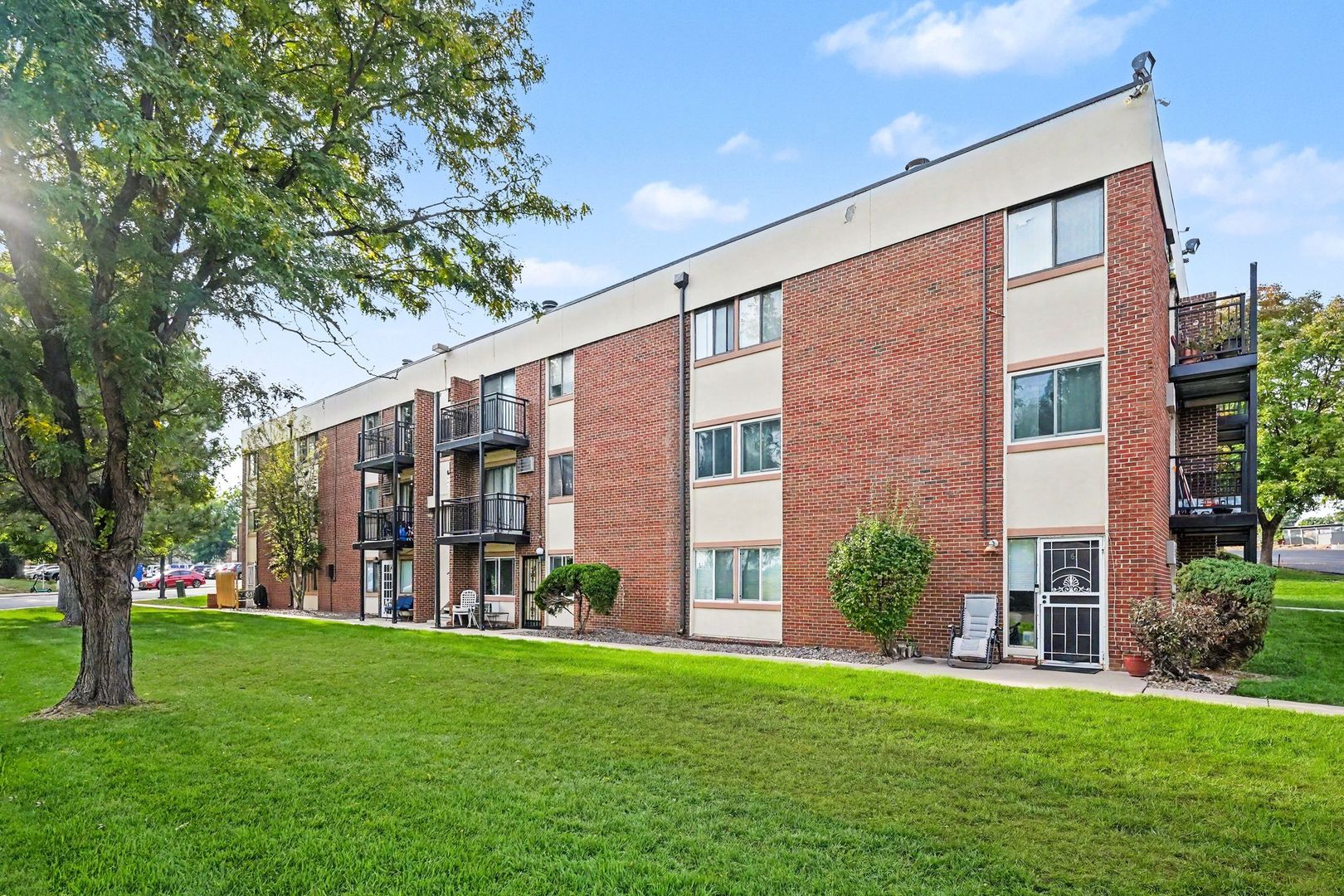 Denver Condo: 5995 W Hampden Avenue #J24