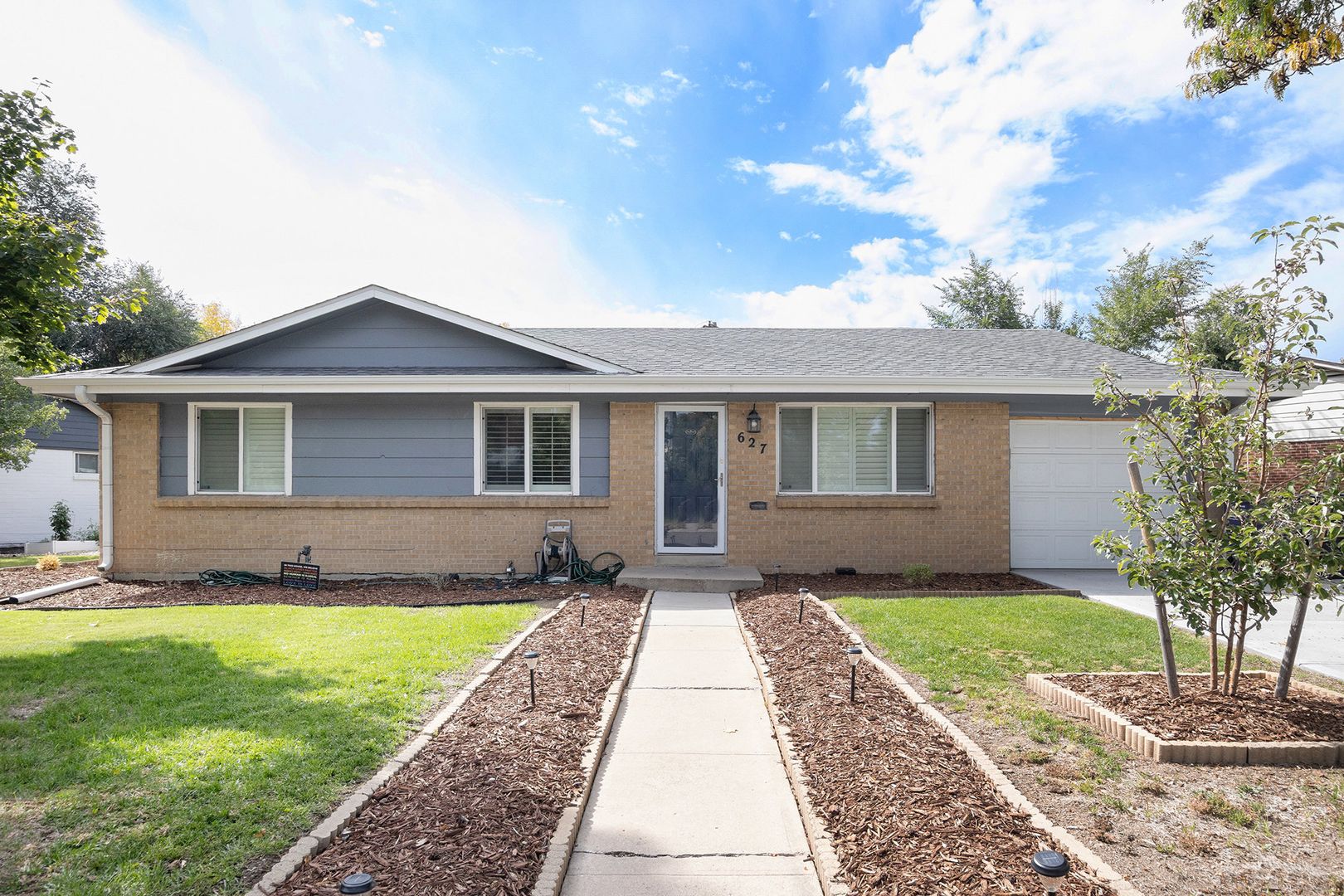 Denver House: 627 S Jasmine Way