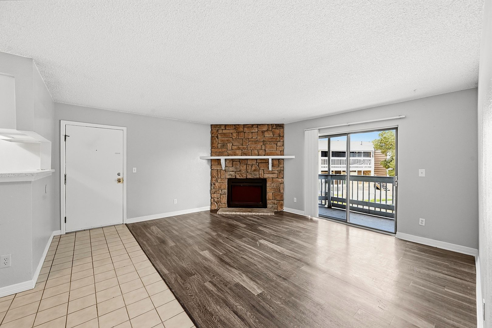 Aurora Condo: 18064 E Ohio Avenue #102