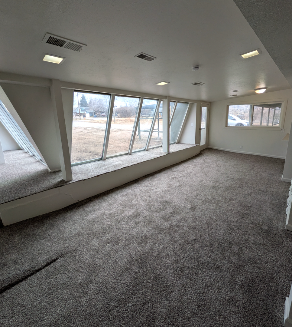 Golden Apartment: 15905 W 8th Place