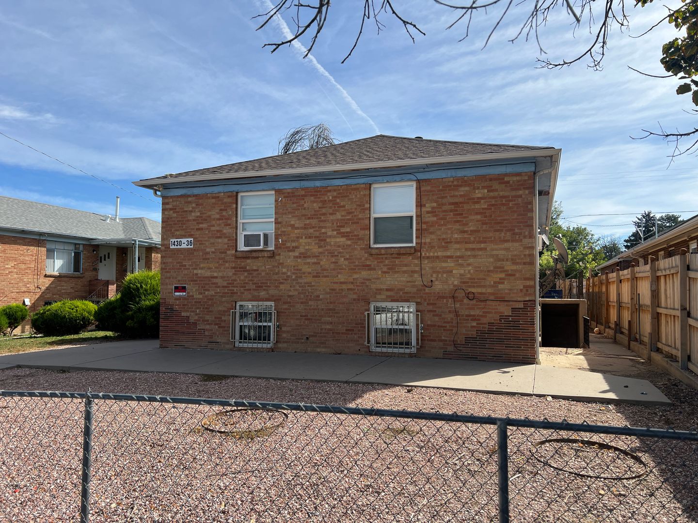 Aurora Apartment: 1434 Joliet St