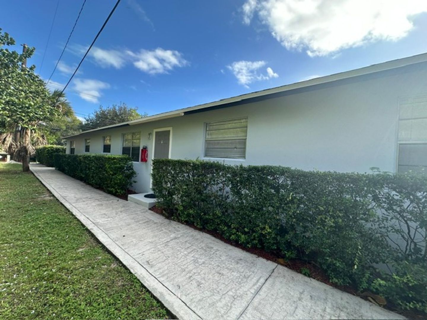 Lake Worth Apartment: 502 S K St