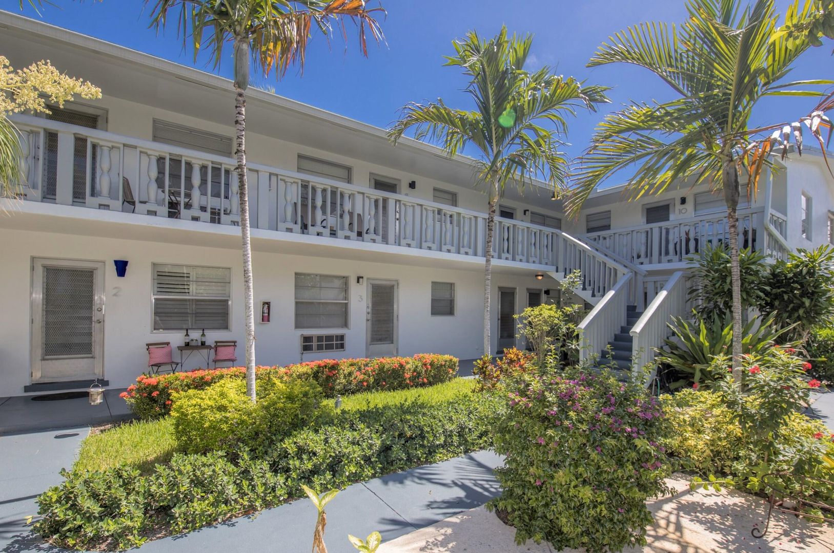 Lake Worth Apartment: 212 N K St