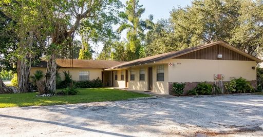 Oversize 1/1 with open kitchen floorplan in Downtown Davie in a quiet, new neighborhood – photo 1