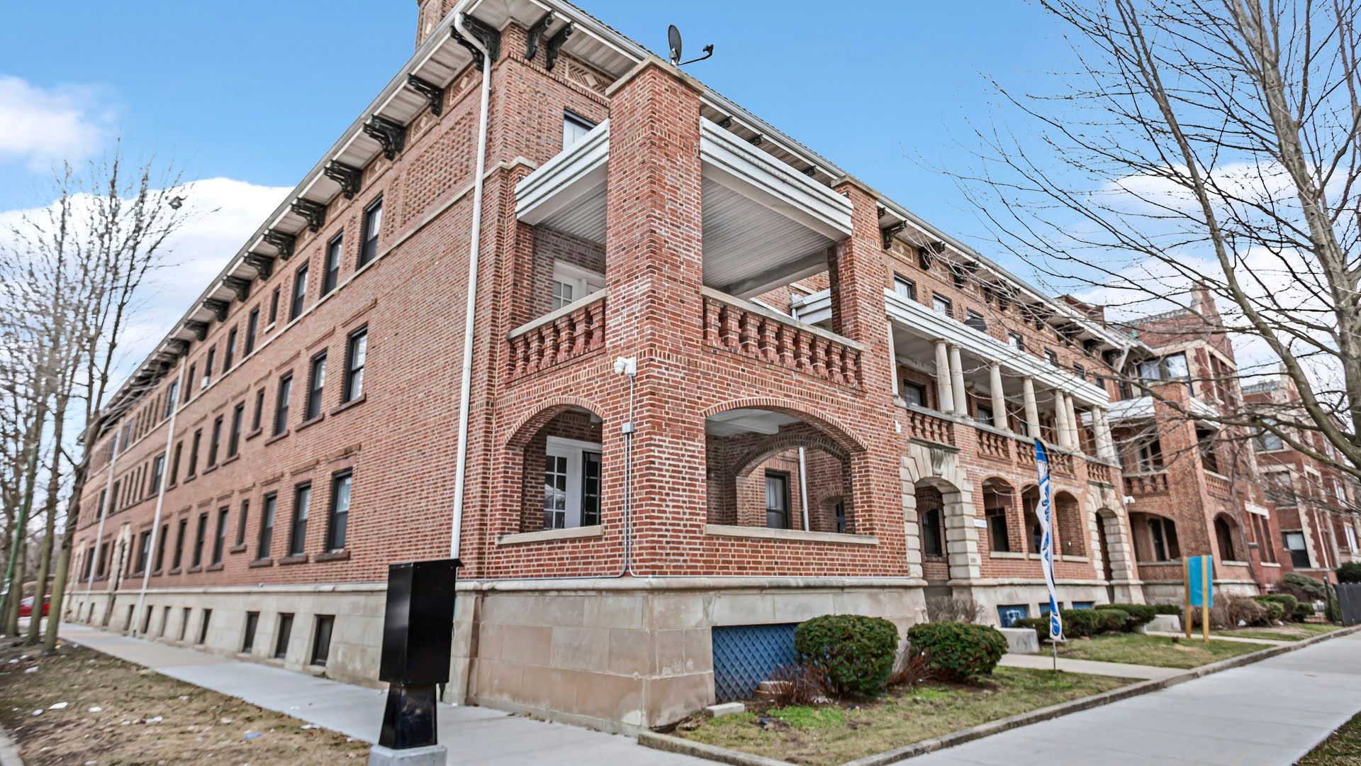 5005 S. Drexel Blvd, Unit 204, Chicago, IL 60615