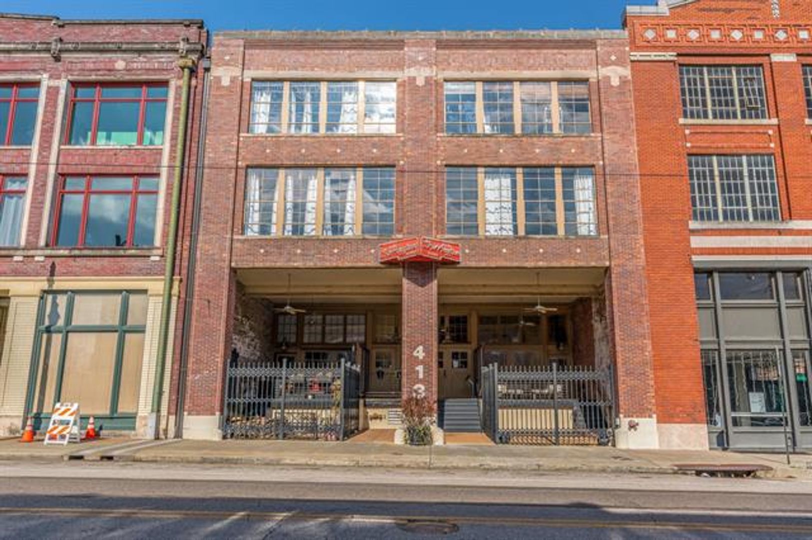 Memphis Condo: 413 S Main #205