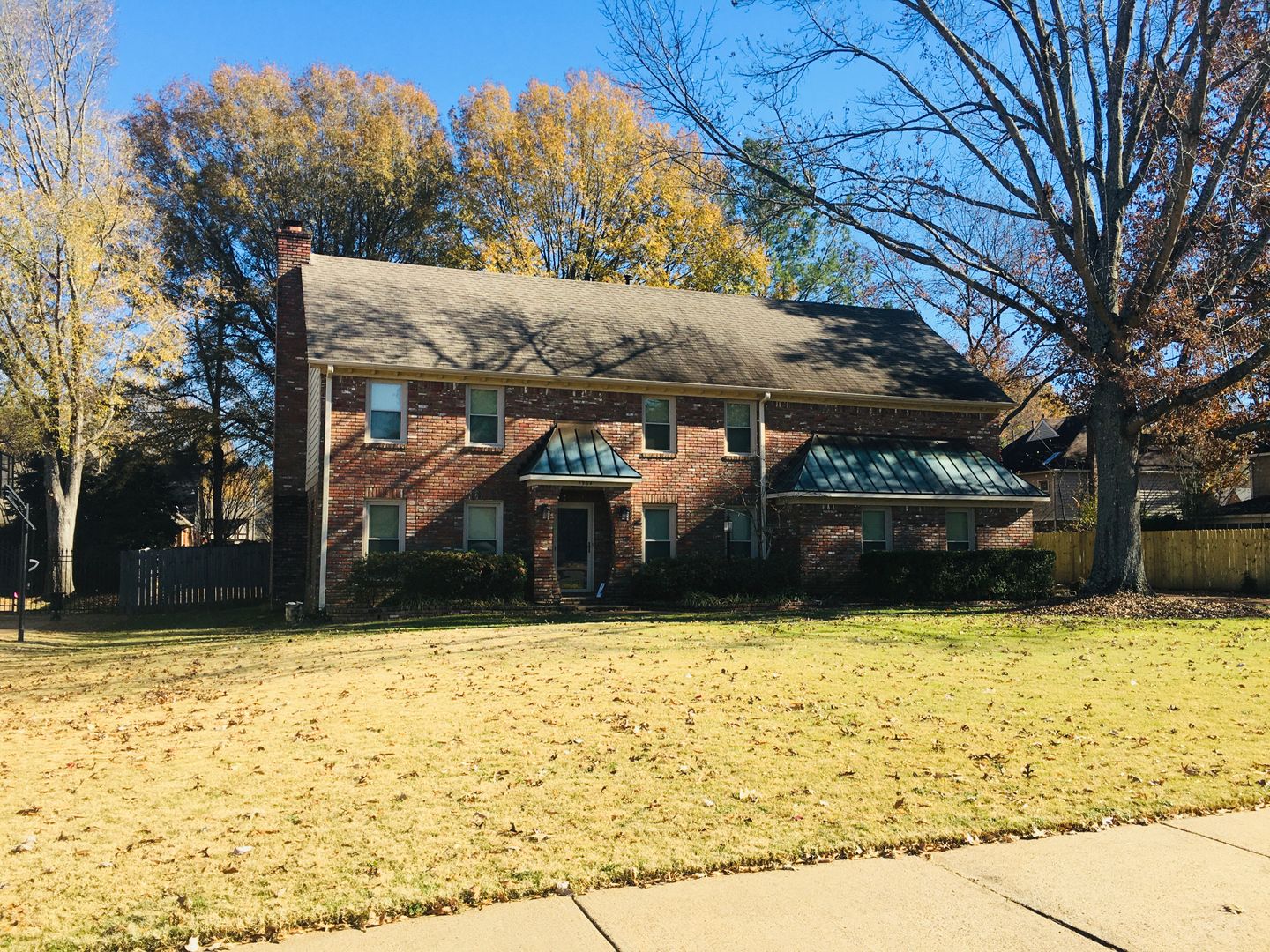 Germantown House: 1964 Prestwick Drive